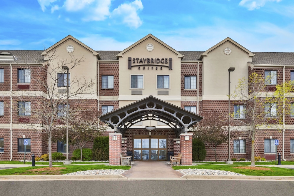 Staybridge Suites Lansing-Okemos 1/84