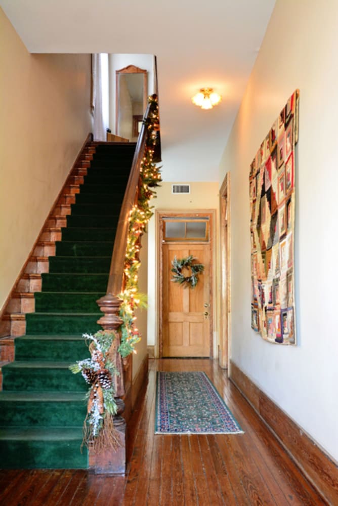 Florida House Inn 35/55