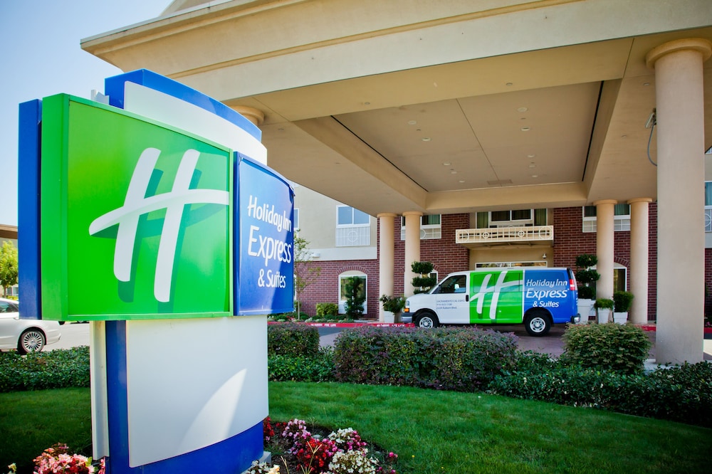 Holiday Inn Express Hotel Suites Sacramento Ne C 5/75