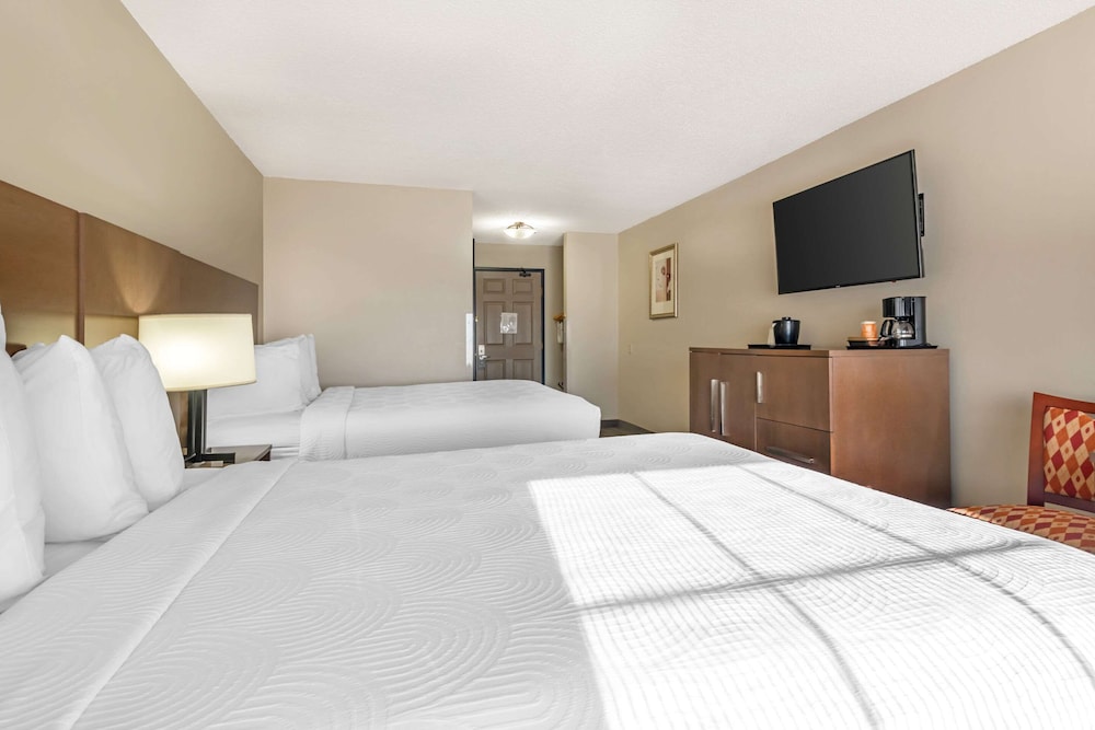 Room, 2 Queen Beds