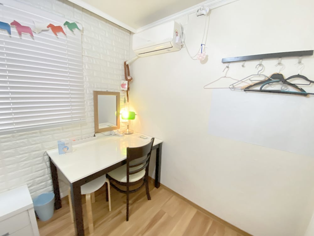 Aroha Guest House 58/67