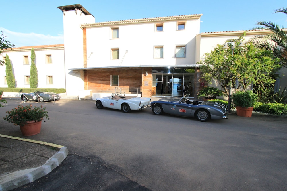 Hotel Le Pinarello 39/47