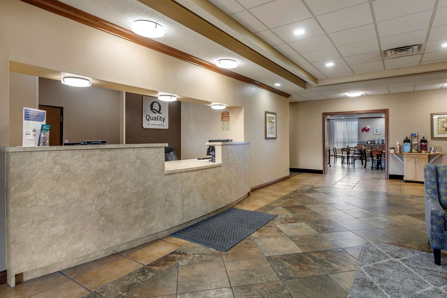 Quality Inn & Suites Rockport - Owensboro North 7/30