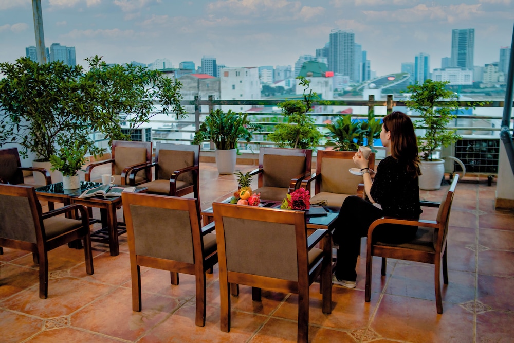 Grace Hotel Ha Noi 43/52