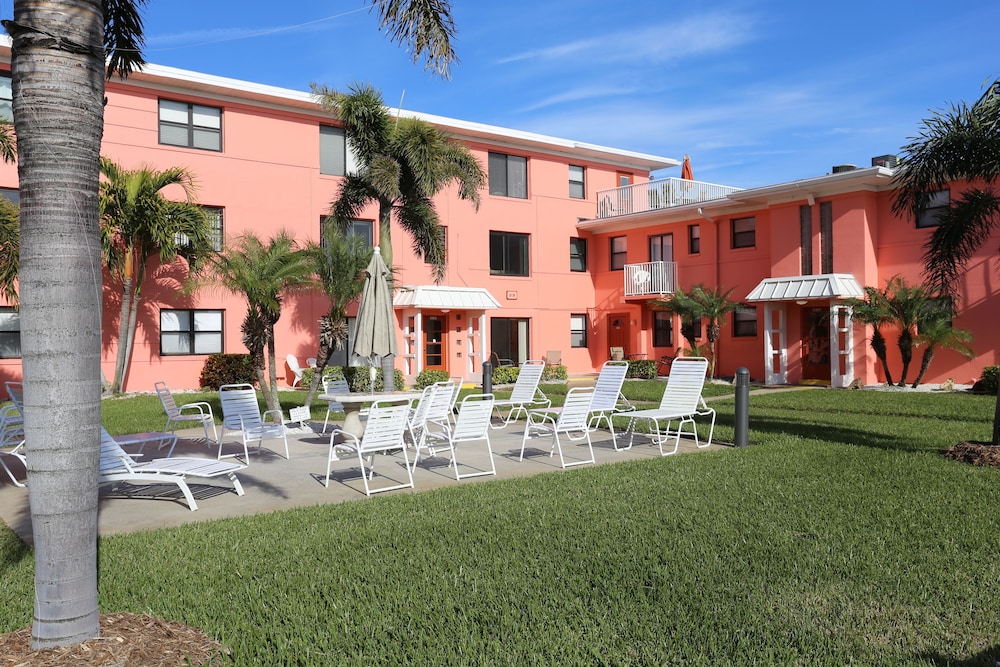 Gulf Winds Resort 47/50
