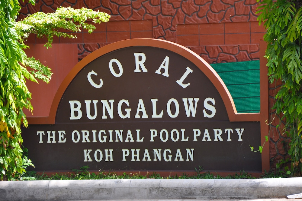 Coral Bungalows 4/53