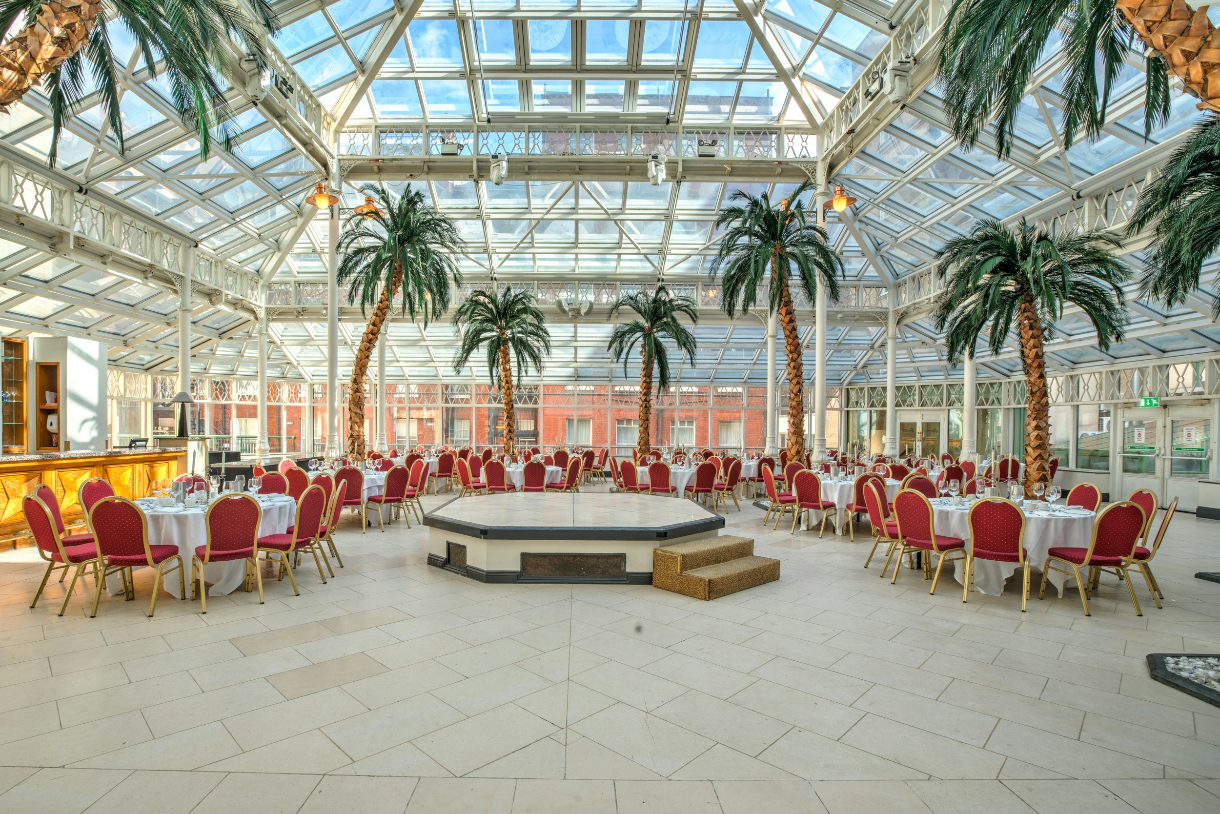 Millennium Hotel and Conference Centre Gloucester London 40/65