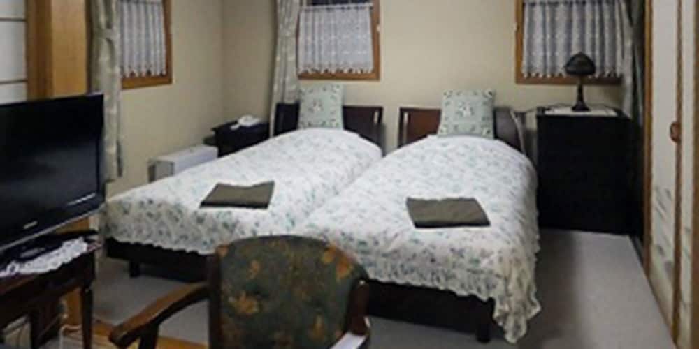 Petit Hotel Corinthian 26/31
