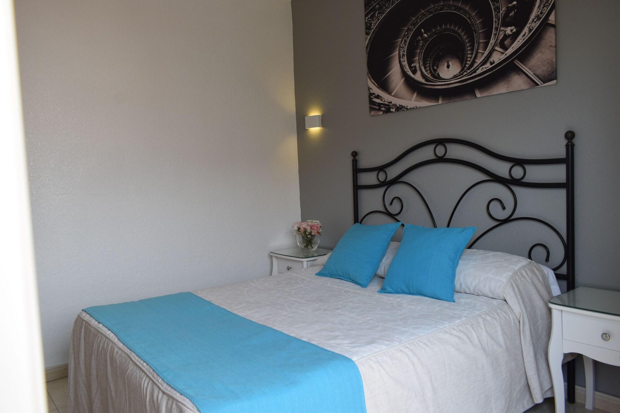 Hostal Juan De Austria 8/50