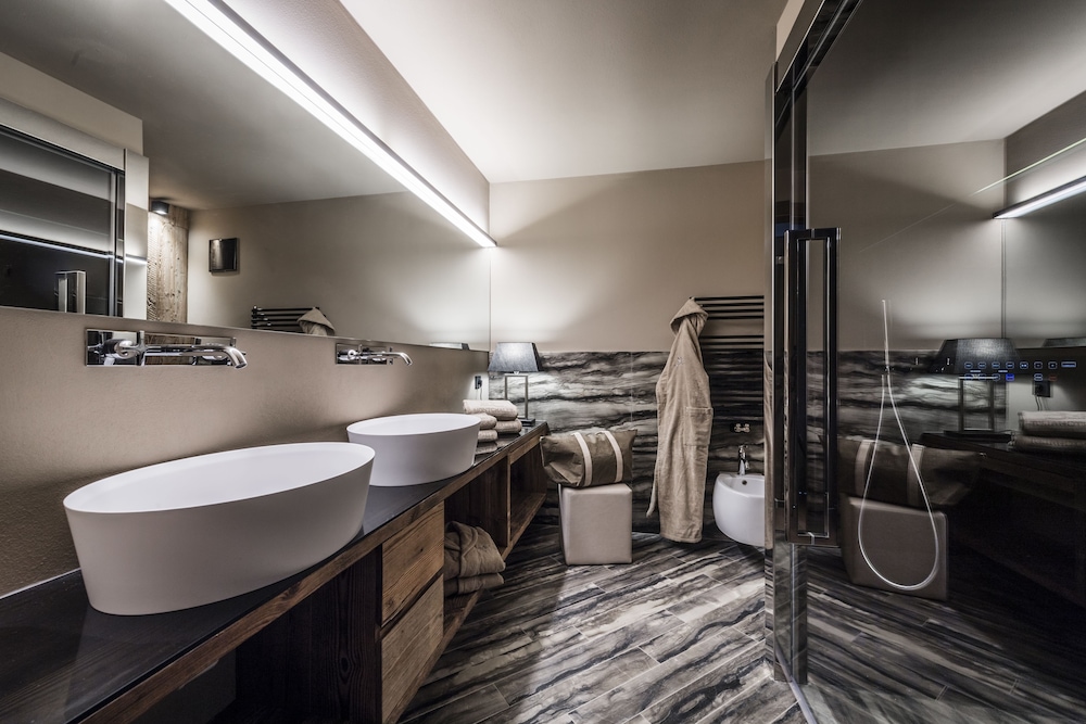 Hotel Montchalet 50/50