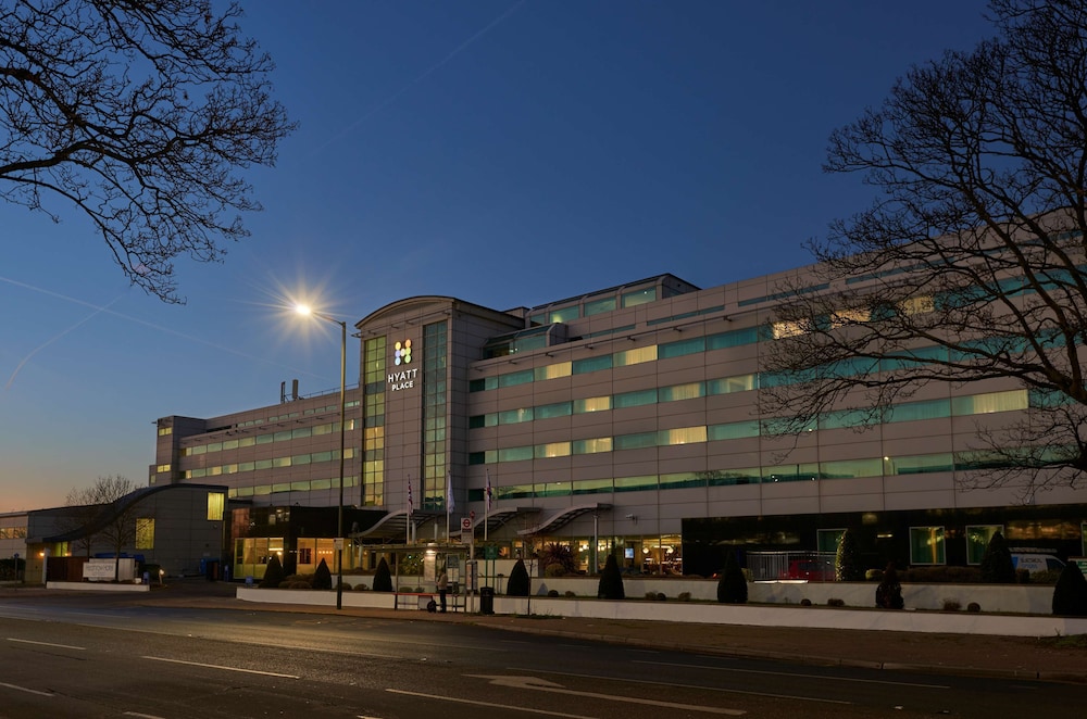 HYATT PLACE LONDON HEATHROW AIRPORT 8/77
