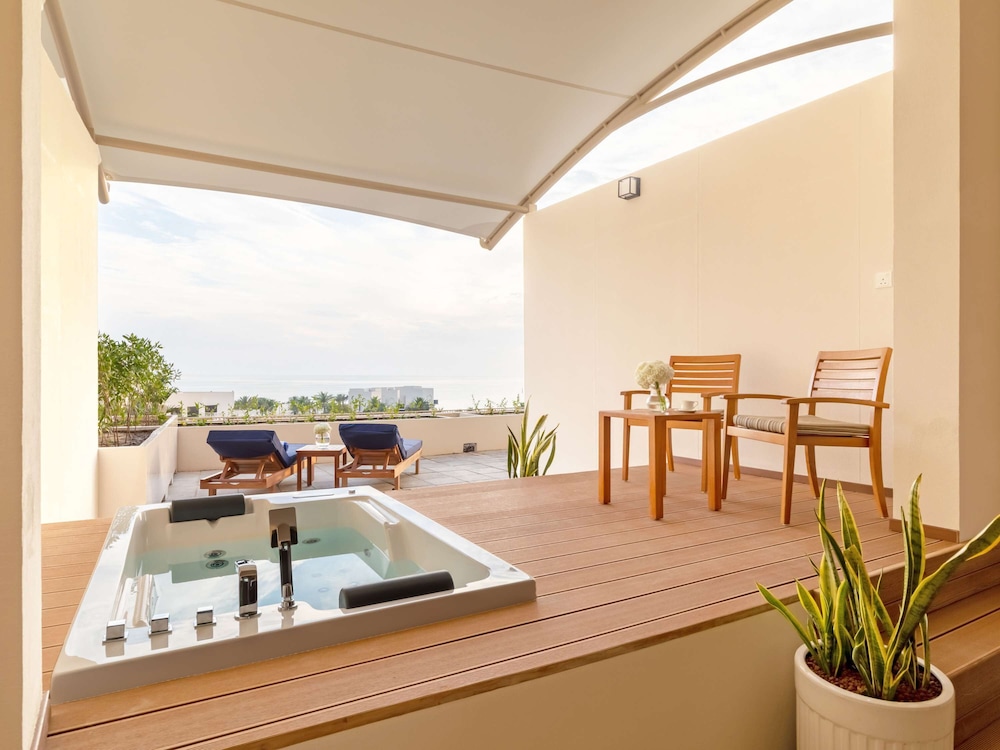 Sofitel Bahrain Zallaq Thalassa Sea and Spa 32/70