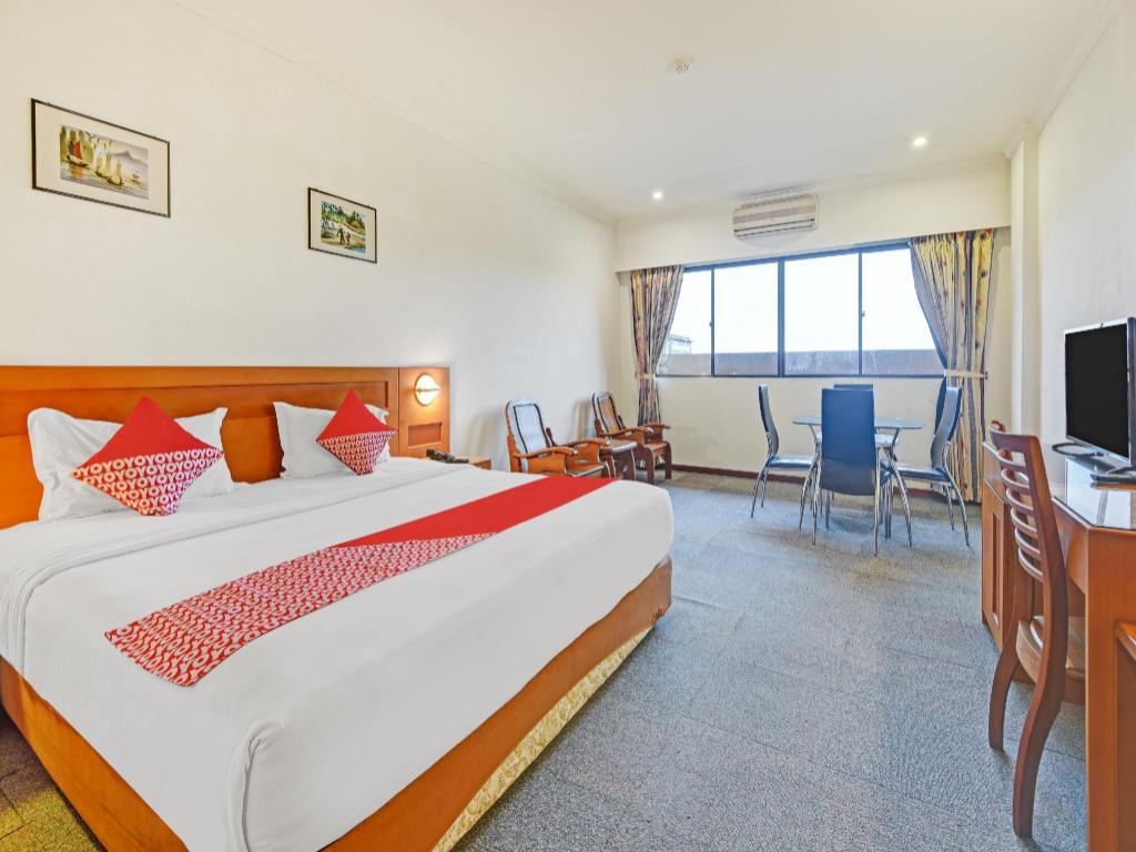 OYO 1178 Plaza Hotel Tanjung Pinang 14/50