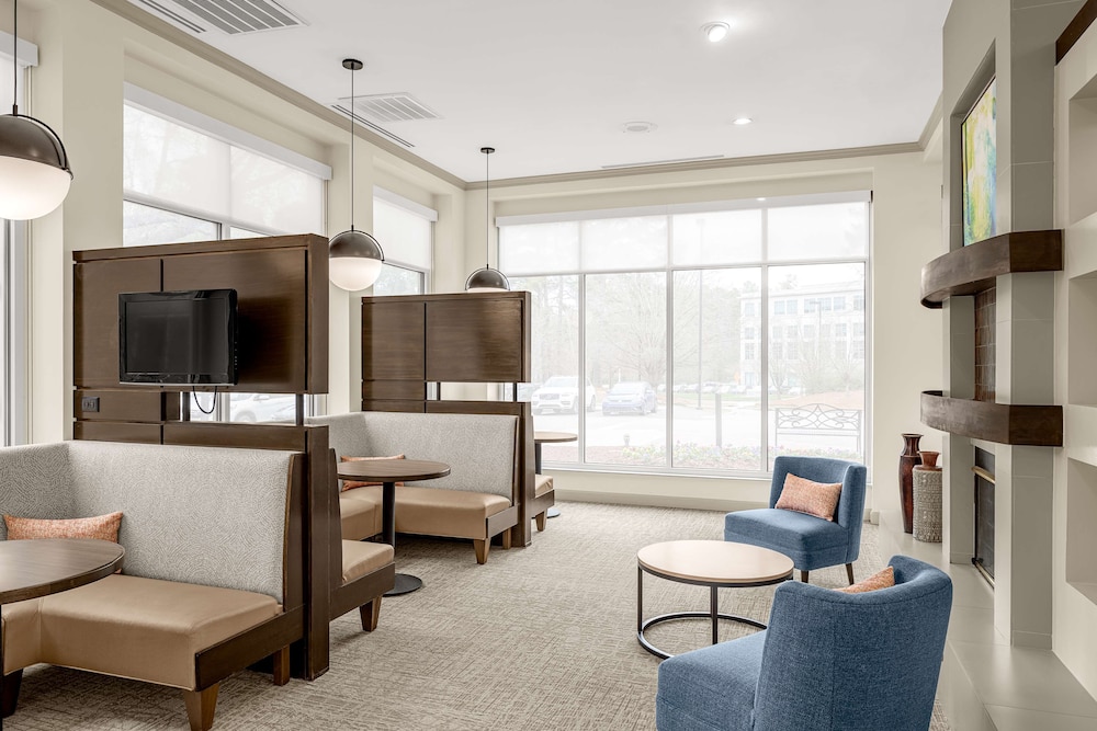 Hilton Garden Inn Raleigh-Durham Airport 24/42