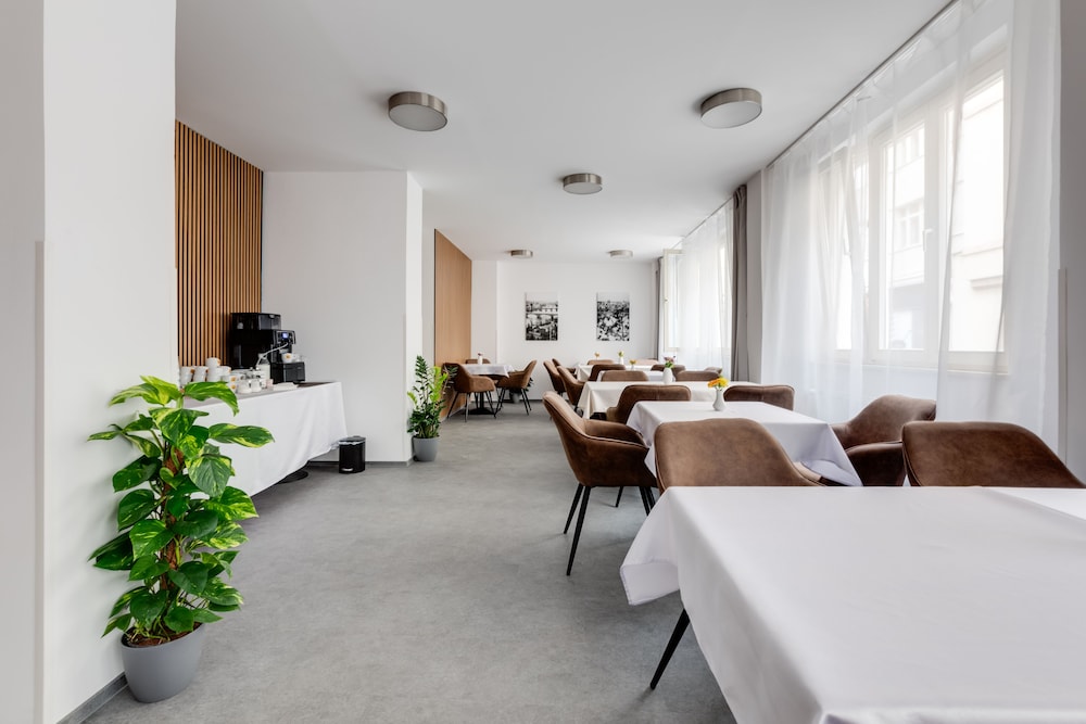 Andante Hotel 26/50