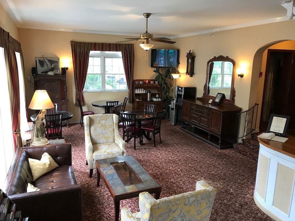 The Inn on Third 38/59