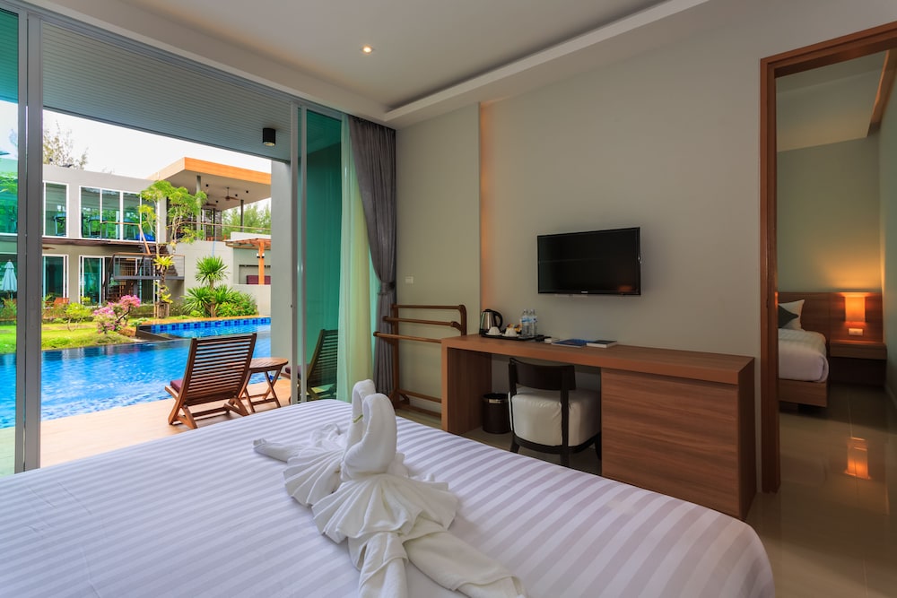 Khaolak Forest Resort 15/62