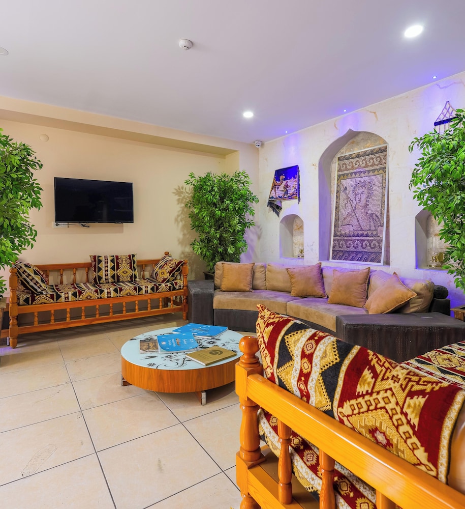 Rabis Hotel 26/45