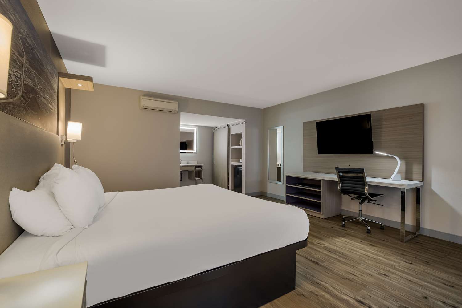 Room, King Bed, Best Western Diamond Bar Hotel & Suites 2/4