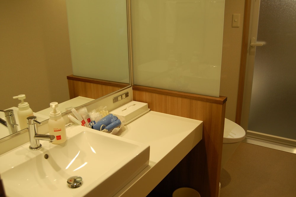 Matsuyama Tokyu REI Hotel 48/50