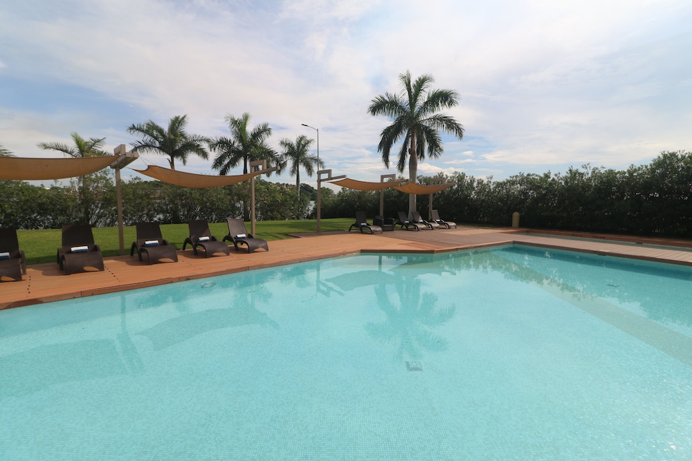 Holiday Inn Express Tuxpan 7/78