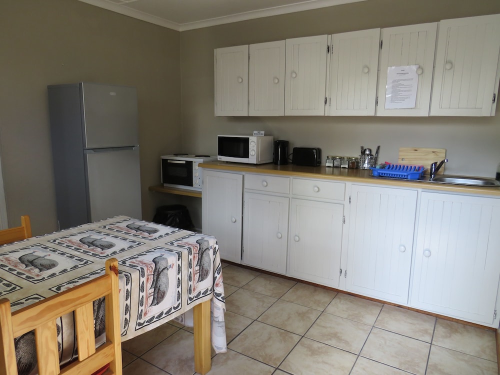 Haus Victoria Self Catering Cottages 24/27
