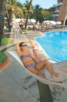 BOGMALLO BEACH RESORT 44/50