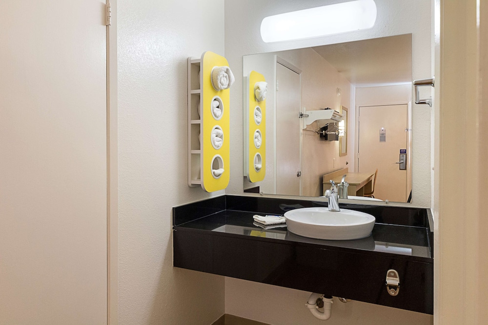 Motel6 Mcallen, TX 41/44