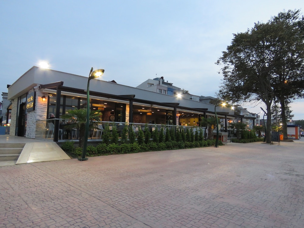Turkuaz Beach Hotel 8/49
