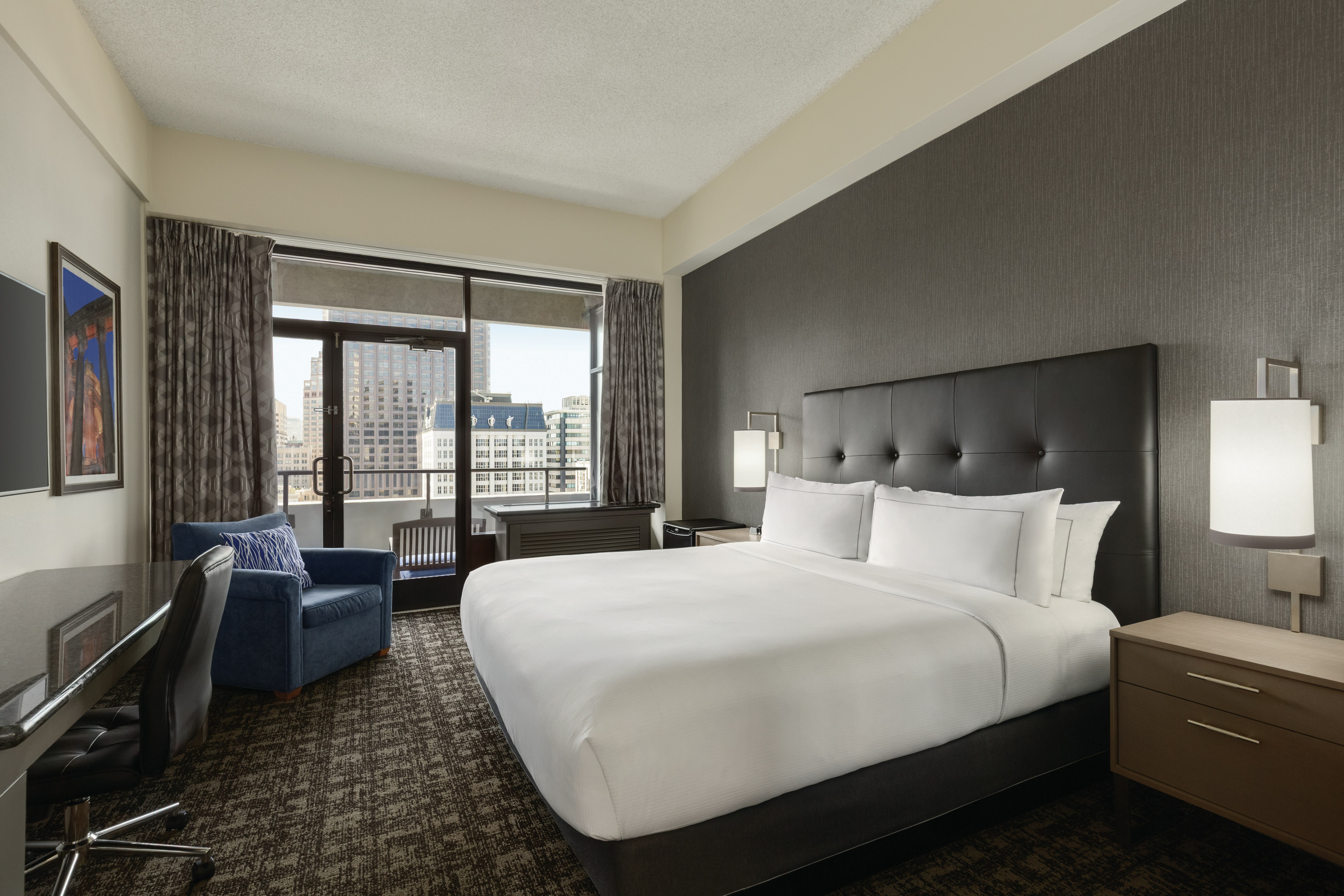 Room, King Bed, Balcony, Premium Floor