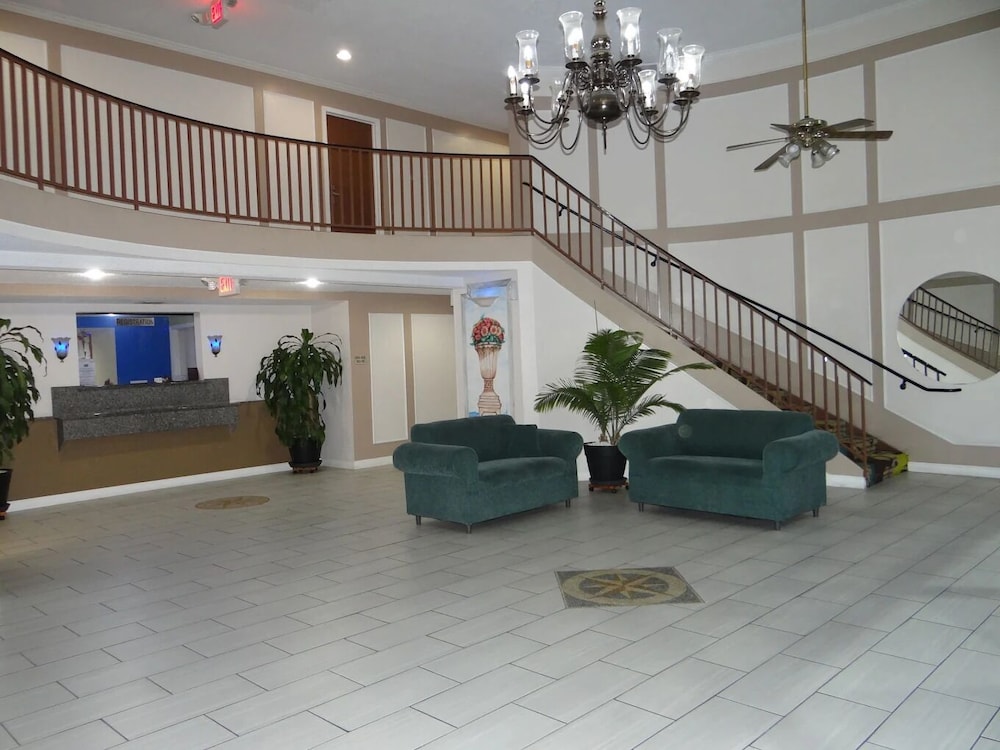 Regency Inn & Suites Houston East I 10 10/52
