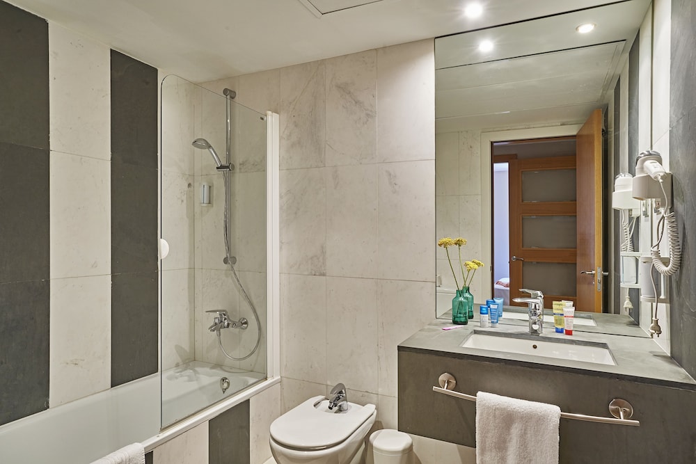 AinB Sagrada Familia Apartments 13/74