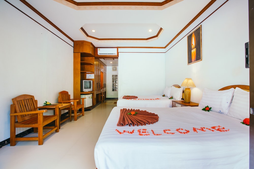 Diamond Cave Resort 24/71