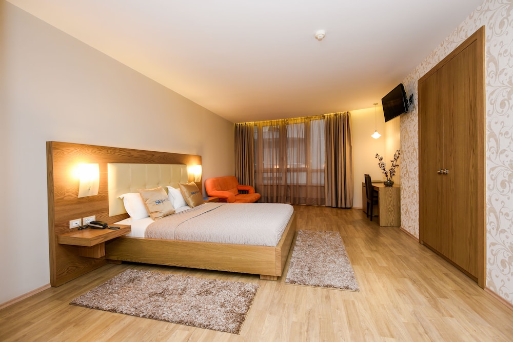 Sky Tower Hotel Tirana 5/31
