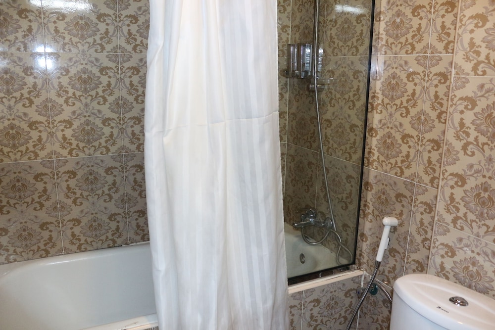 Mariana Hotel 46/50