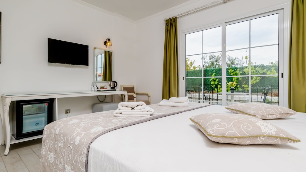 Avlu Alacati Butik Otel 12/46