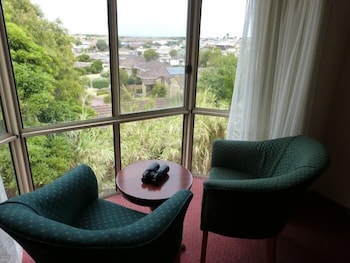 Blue Whale Motor Inn and Apartments 39/55