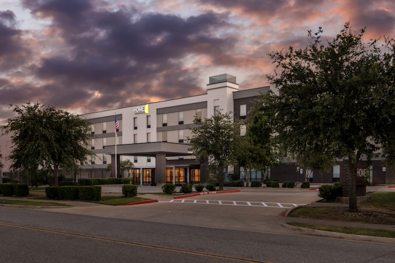 Home2 Suites By Hilton Irving / Dfw Airport North 60/63