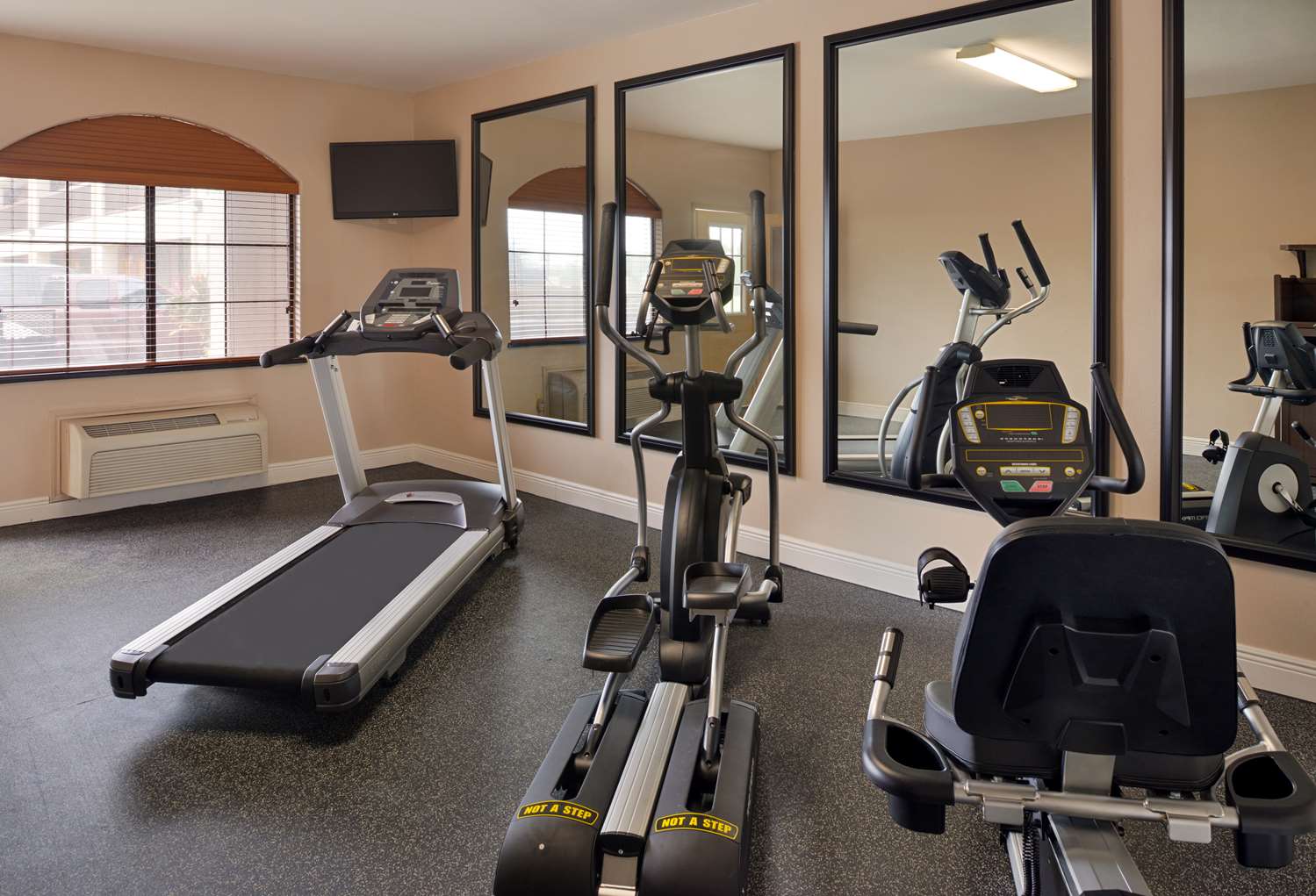 Americas Best Value Inn And Suites San Benito 22/37