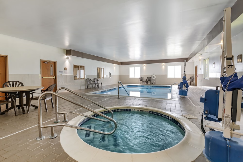 Comfort Inn Glenmont Albany South 4/39