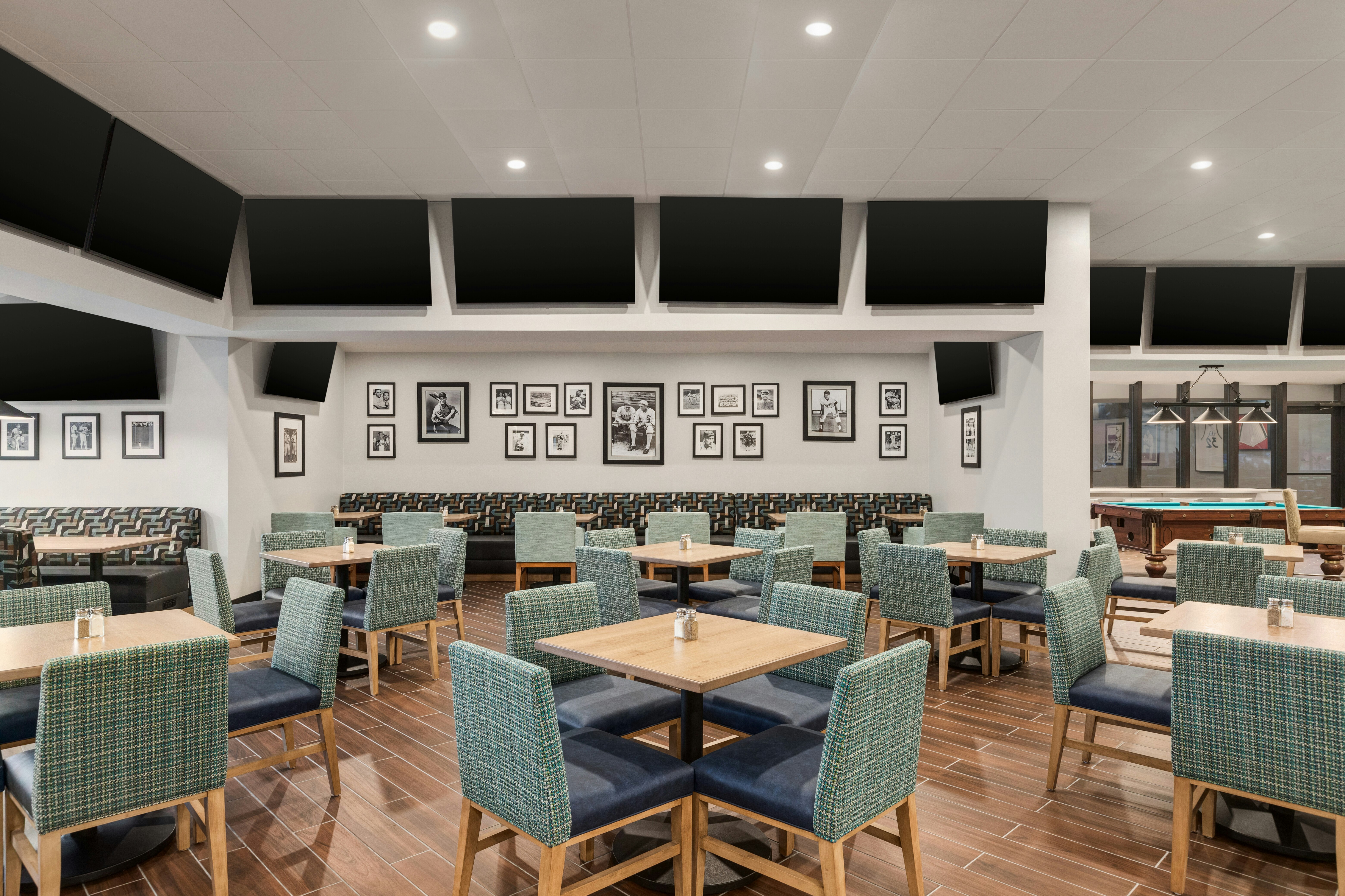 DoubleTree by Hilton Fort Myers at Bell Tower Shops 31/53