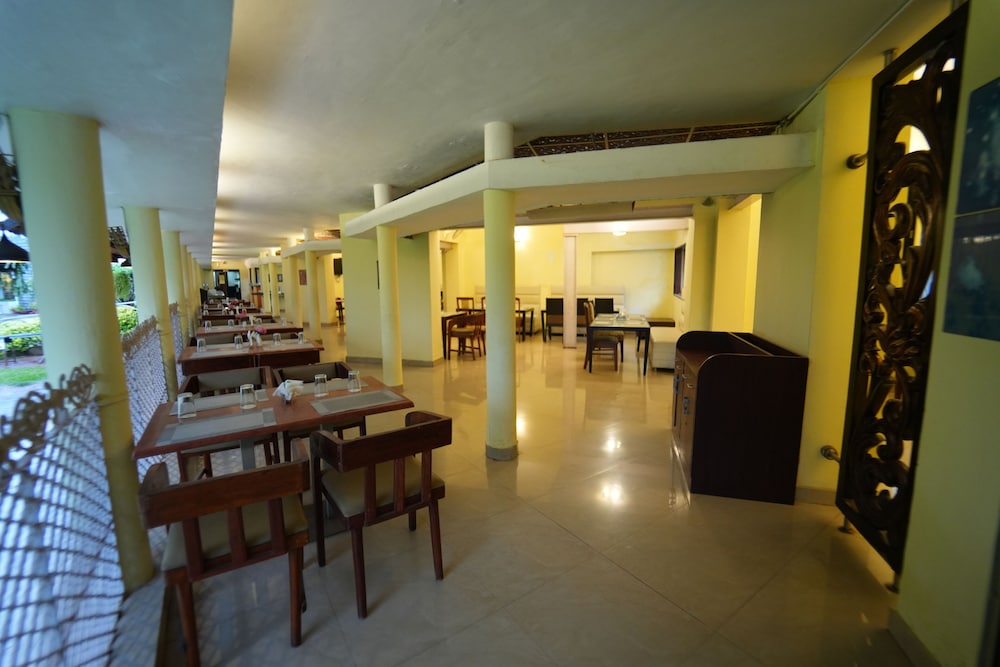 The Ashok Hassan 33/40