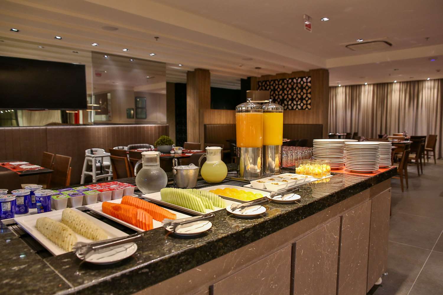 Quality Hotel Blumenau 44/48