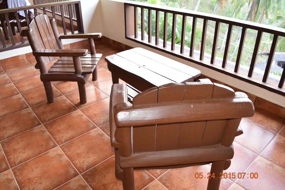 Tribal Hills Mountain Resort 35/61