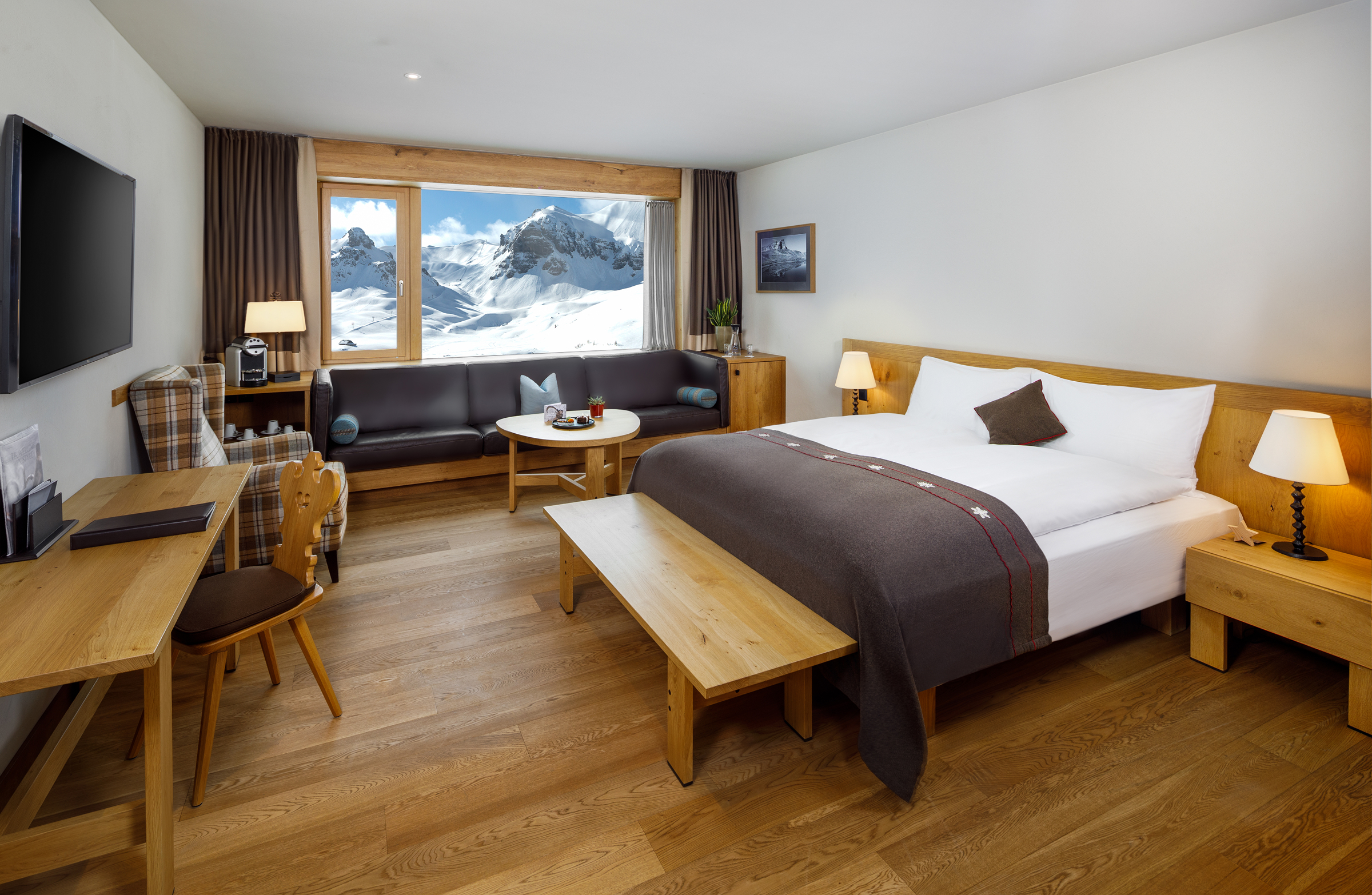 Room, Lake View