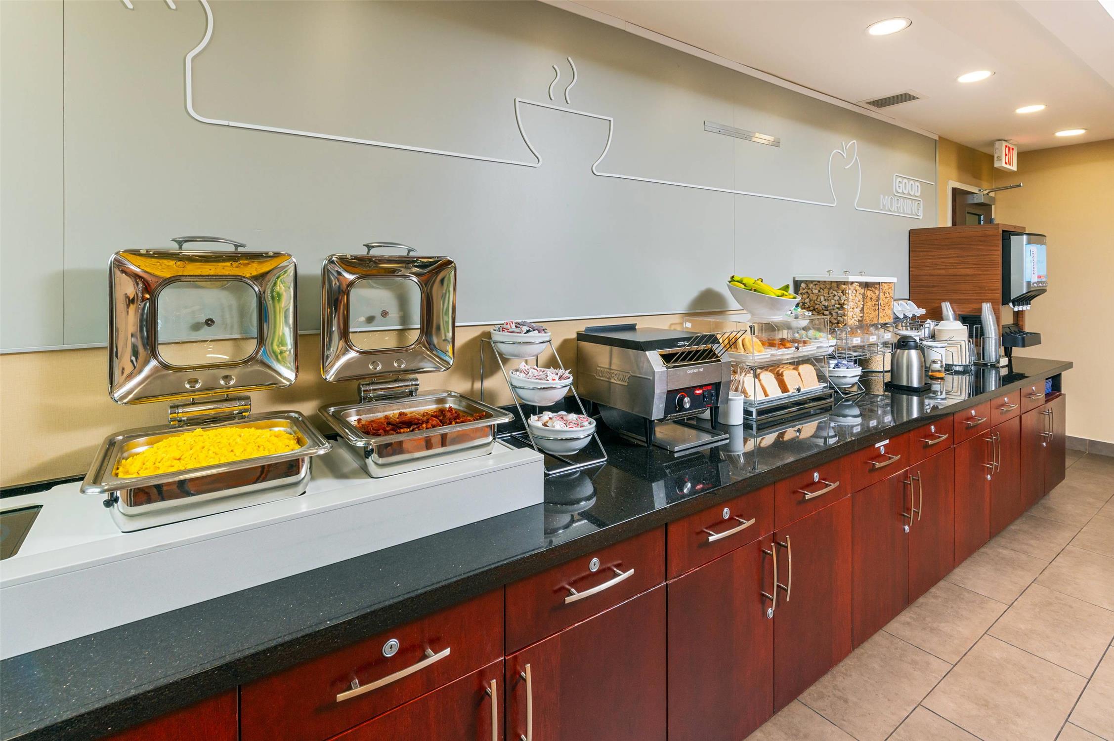 Comfort Inn & Suites Kincardine, ON 17/28