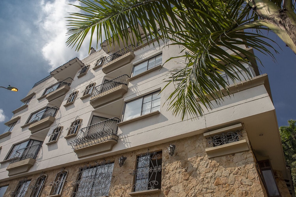 Travelers Apartamentos Y Suites Cali Castellon 写真1