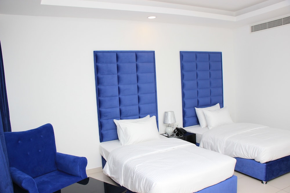 Parkside Plaza Hotel 13/32