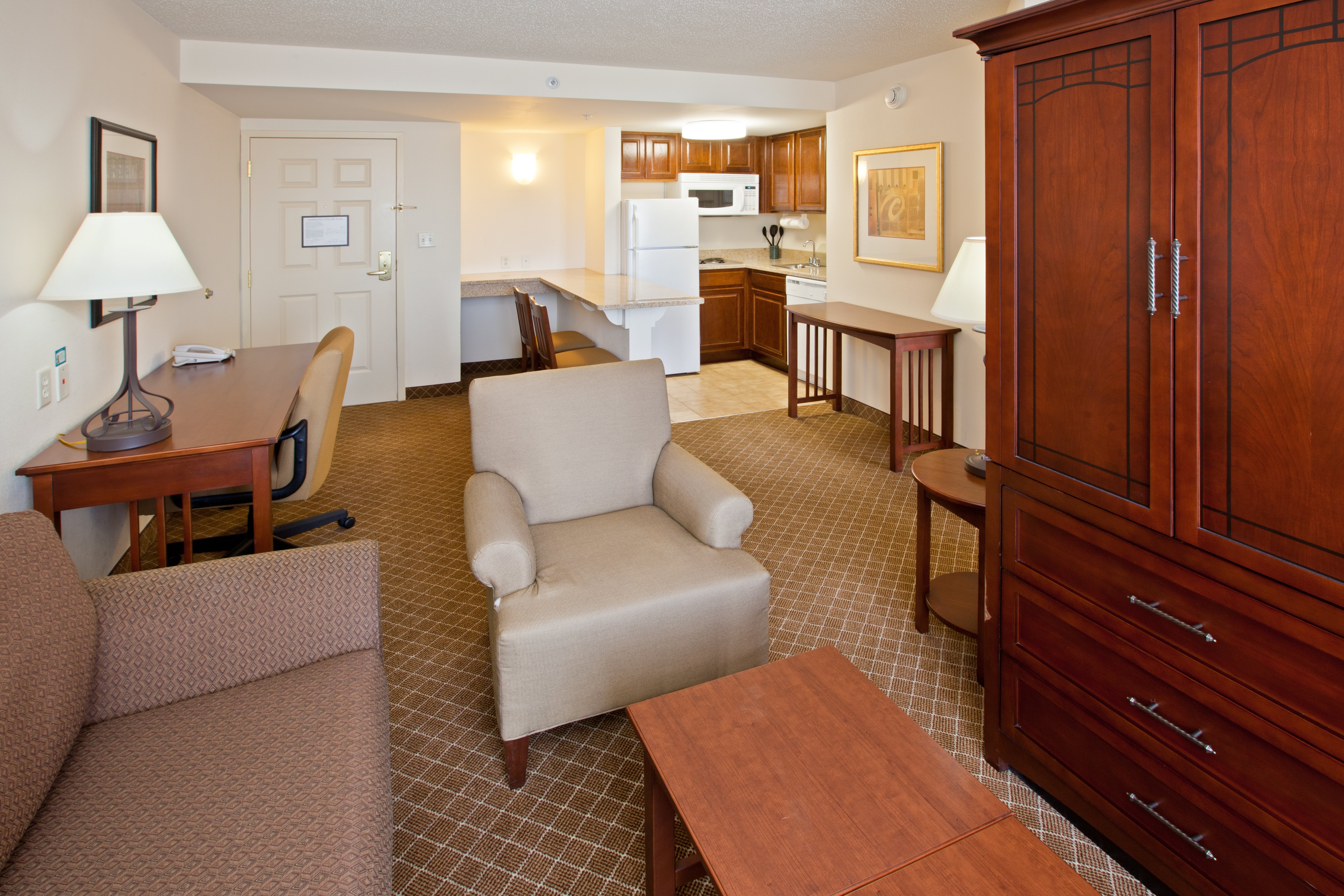 Staybridge Suites Indianapolis Airport 48/70