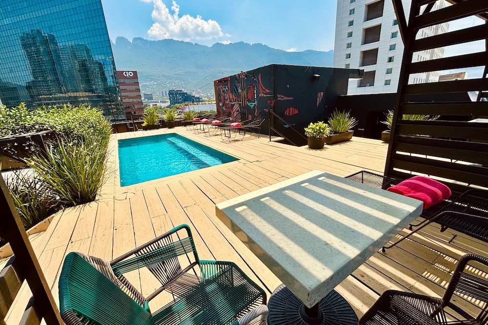 Hotel Autentico Monterrey 41/47